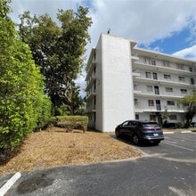 Building Photo - 8540 N Sherman Cir