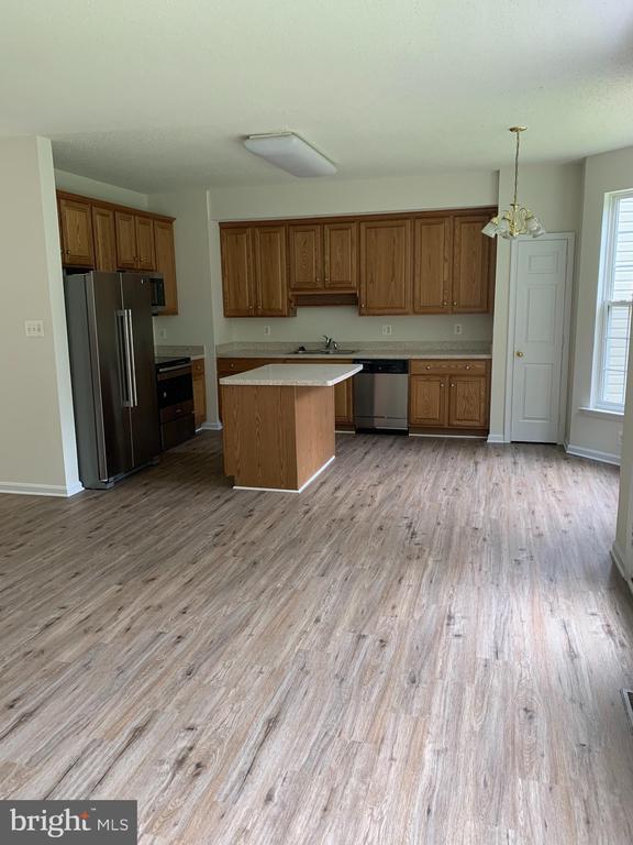 Building Photo - 9330 Tetotum Rd