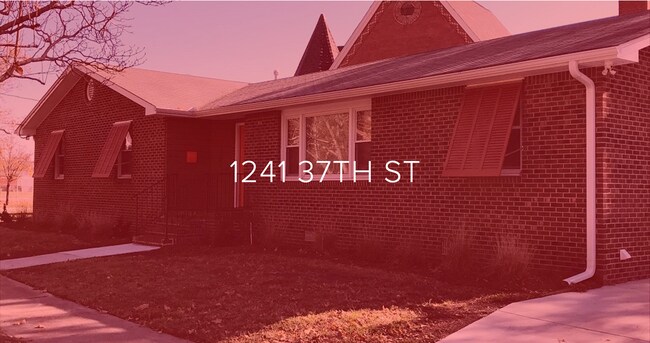 Building Photo - 1241 37th St