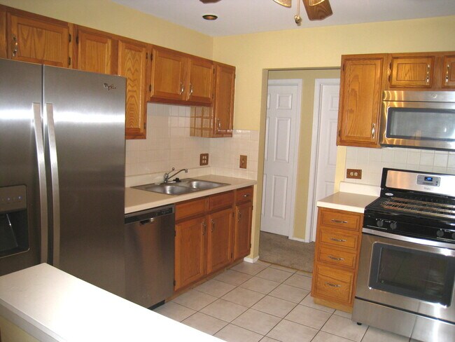 Foto del edificio - 308 Glasgow Ln