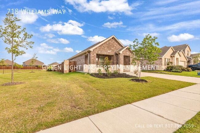 Photo - 718 Williams Way- House