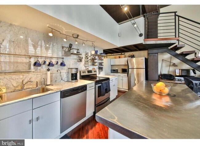 Foto del edificio - 429 N 13th St