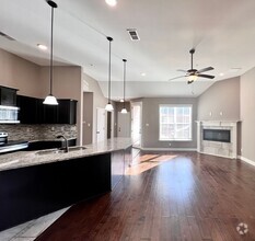 Building Photo - 9124 Glen Cove