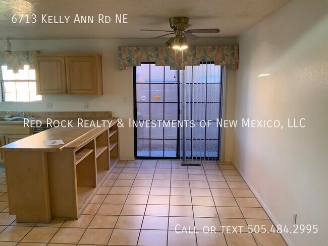 Foto del edificio - 6713 Kelly Ann Rd NE