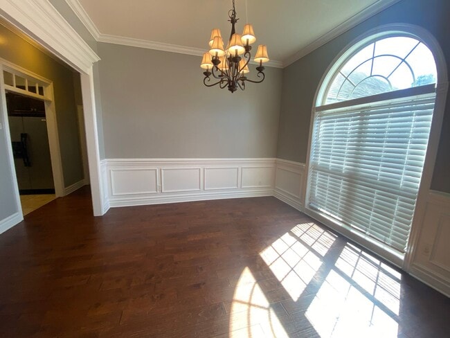 Building Photo - 5048 Planters Crossing