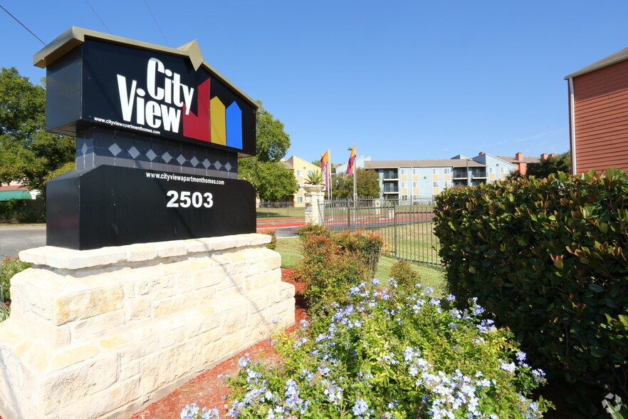 City View Apartments Rentals San Antonio, TX