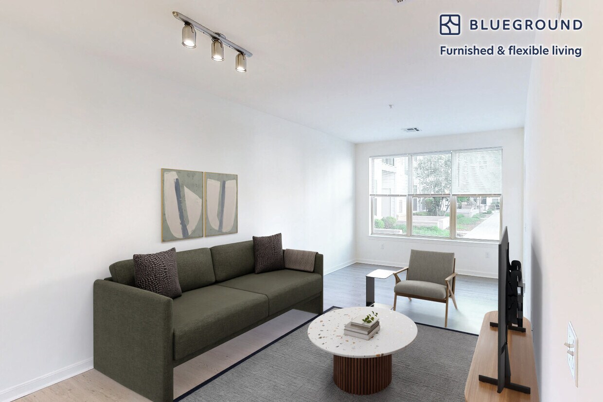 Foto principal - 333 Great River Rd