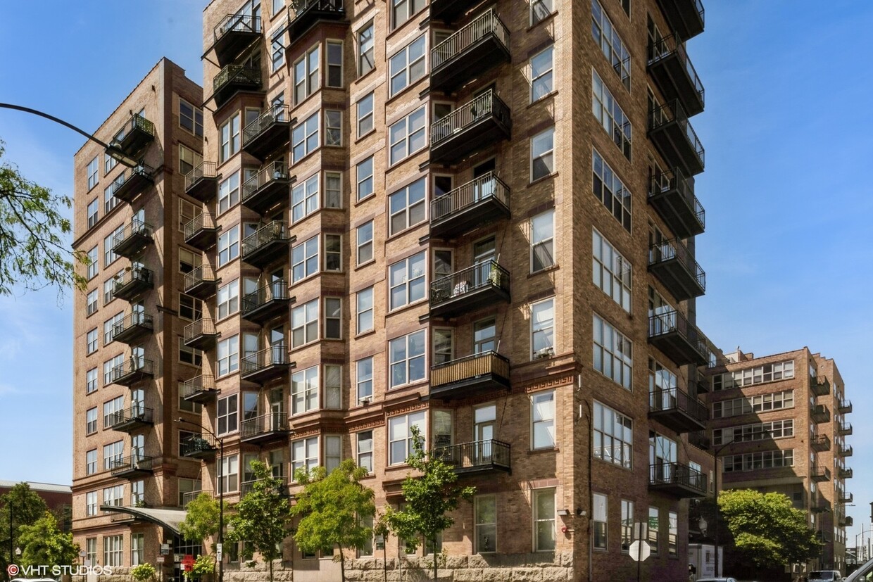 Primary Photo - 550 W Harrison St