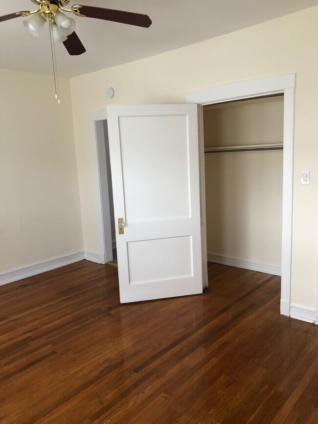 Foto del edificio - 4044 N Keystone Ave