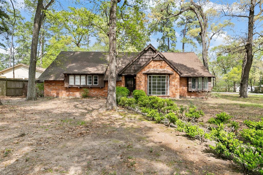 Primary Photo - 267 Spring Pines Dr