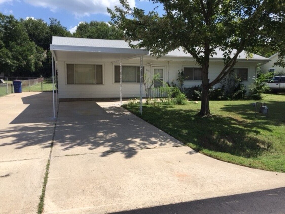 RENT READY! Schedule a tour today! 3 Bed... House Rental in Fort