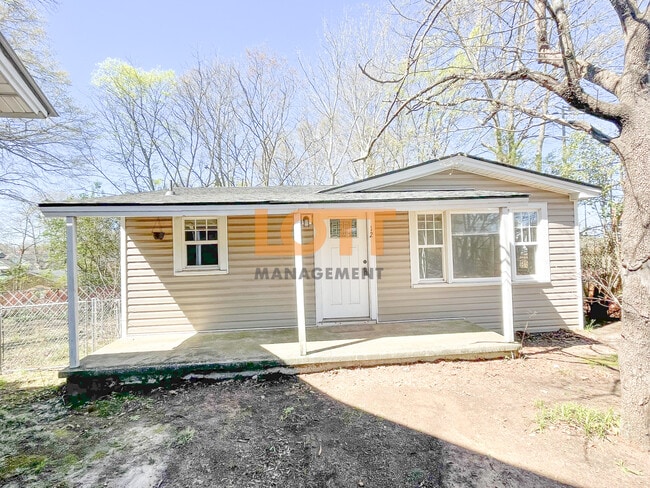 Photo - 12 3rd St House