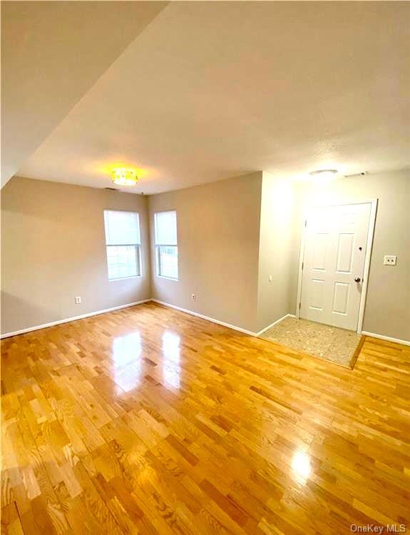 Foto del edificio - 2210 Whispering Hills Dr