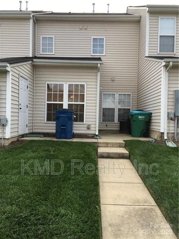 Building Photo - 4917 Sunburst Ln