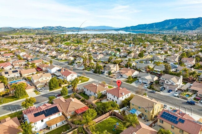 Building Photo - Spacious 3 Bed + Loft-Style Living in Lake Elsinore w/ Private Yard
