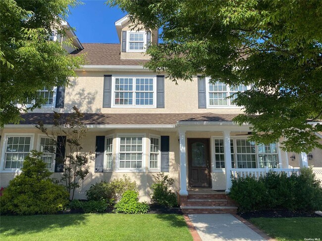 Foto del edificio - 100 Lynbrook Ave