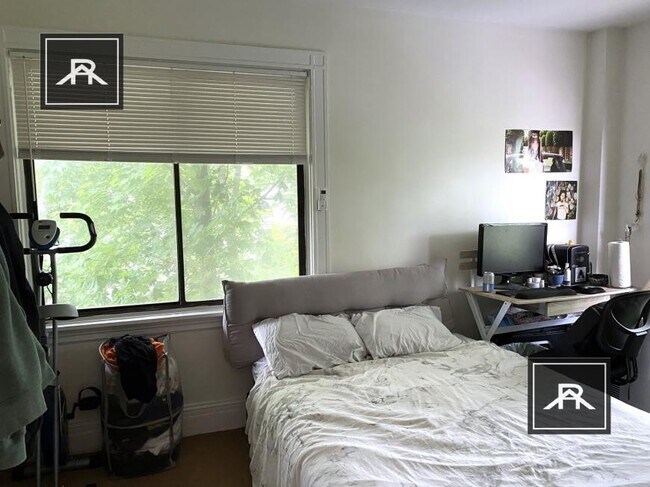 Building Photo - 1 bedroom in Newton MA 02460