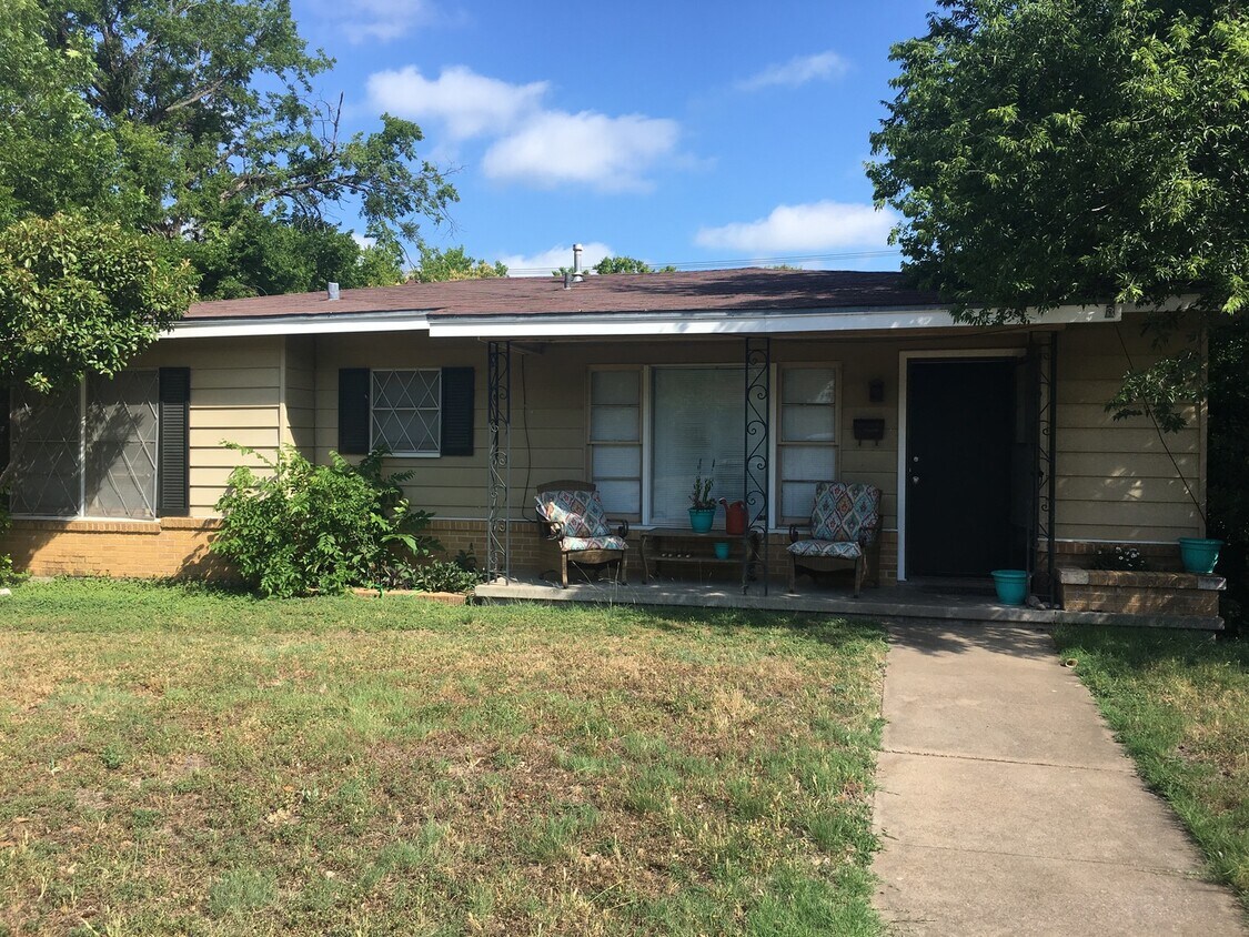4405 Erath Ave, Waco, TX 76710 House Rental in Waco, TX
