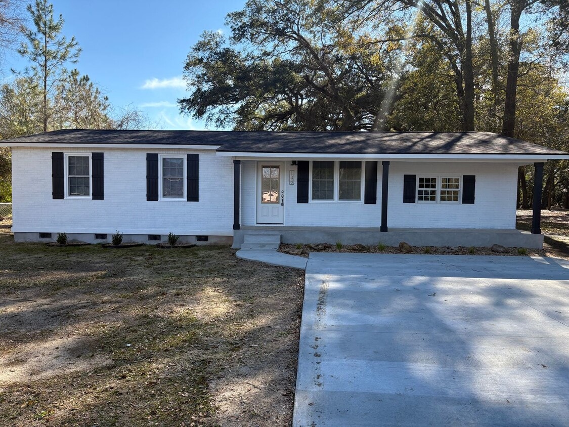 Primary Photo - 146 Muckalee Creek Rd