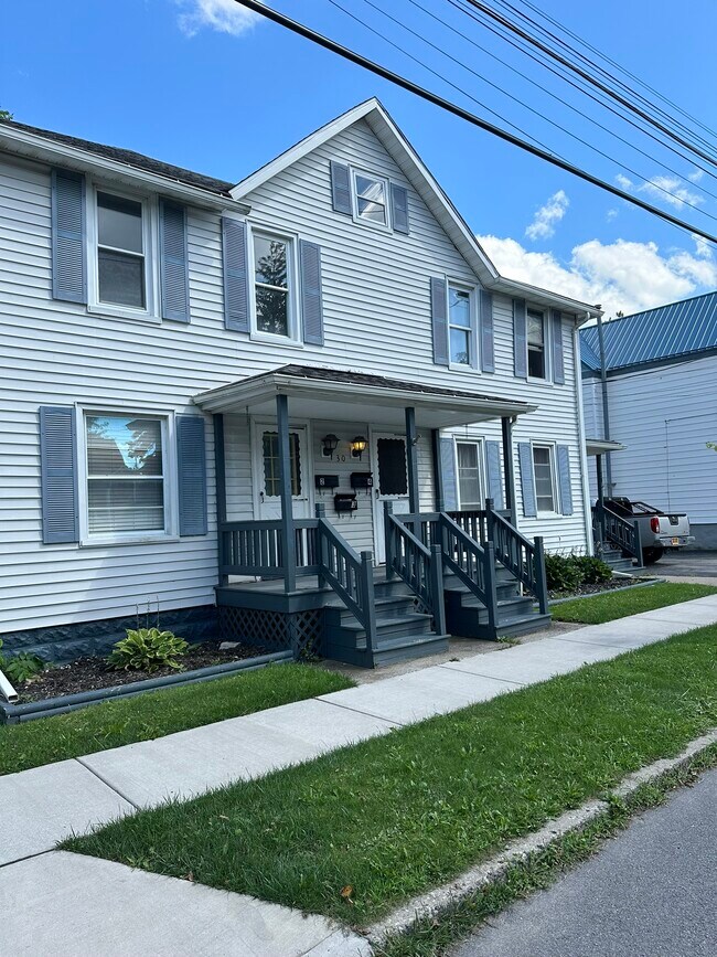 Vista principal - 28-30 Columbia Ave