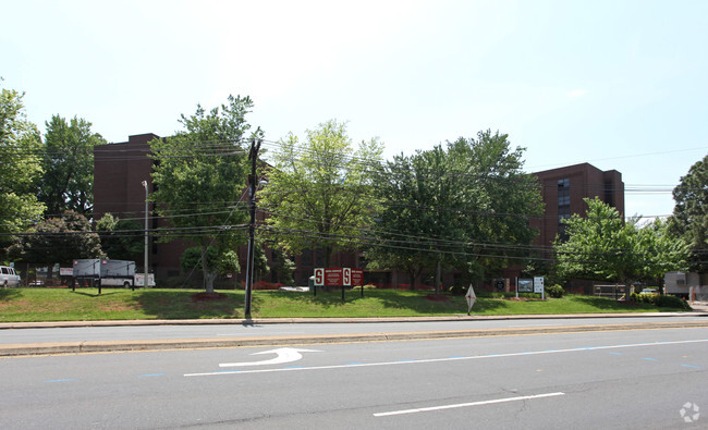 Foto del edificio - Parktowne Terrace