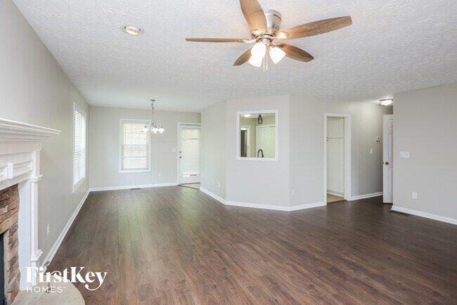 Building Photo - 6735 Lenore Ct