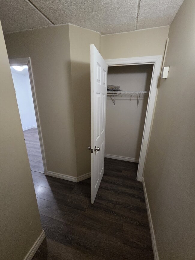 Building Photo - 251 Erb St. W