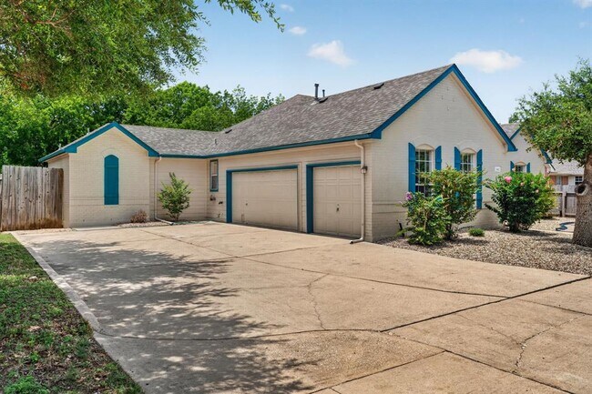 Building Photo - 1612 Zunker Cove