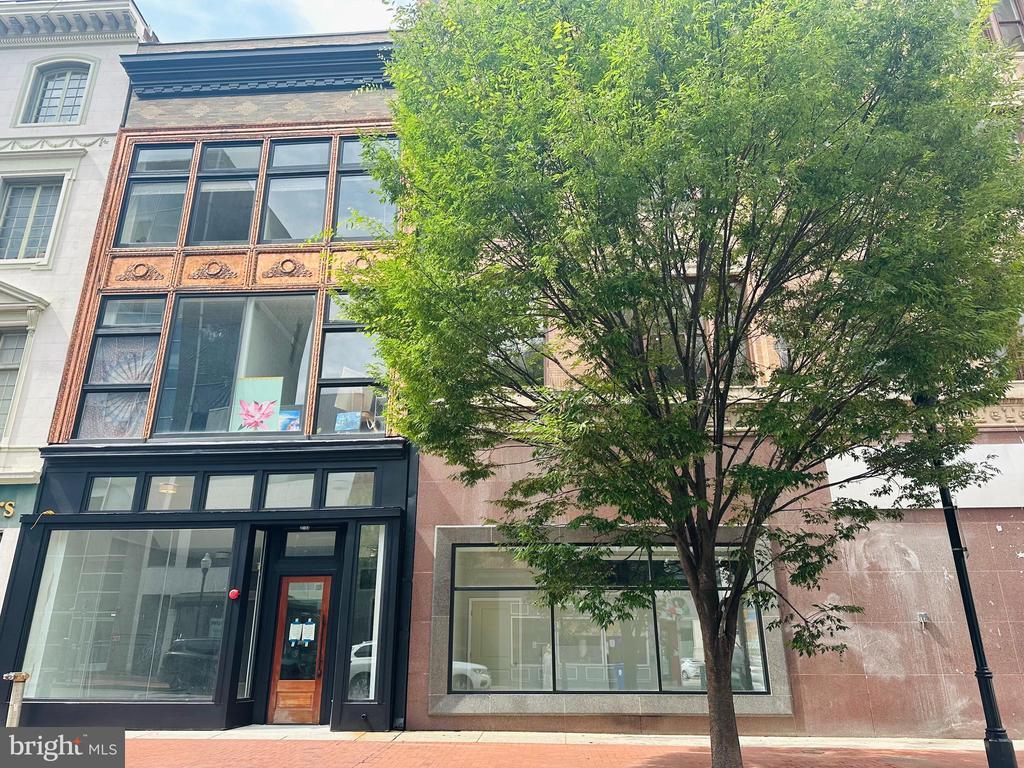 Foto principal - 100 W Lexington St
