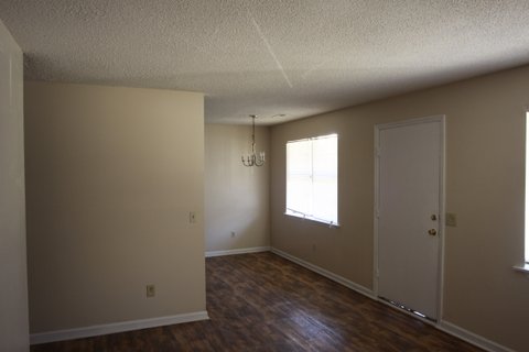 Building Photo - 3009 Hood Rd SW