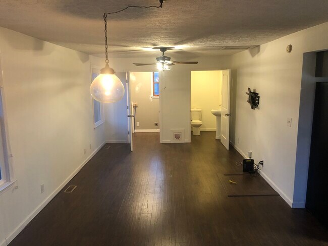 Foto del edificio - 5403 Georgia Ave