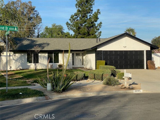 Building Photo - 4095 Penrod Dr