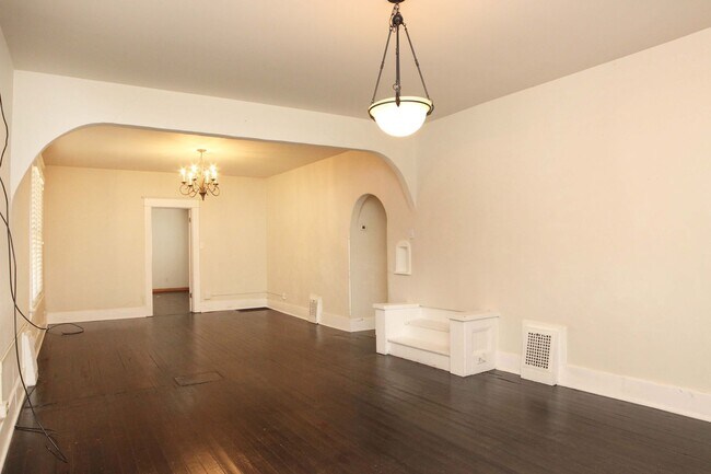 Foto del edificio - 318-320 W Myrtle