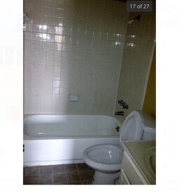 Foto del edificio - 3br 2ba fence in yard...corner lot