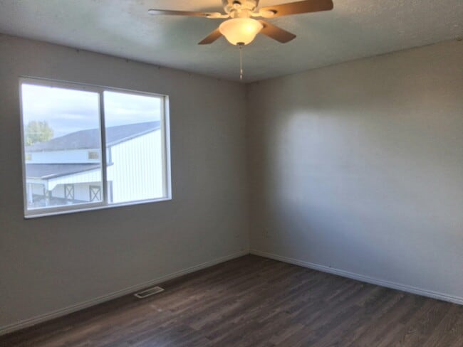 Foto del edificio - 1177 N Fairfield Rd