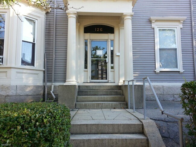 Building Photo - Studio, 1 bath  - 126 Waterman St Apt 6