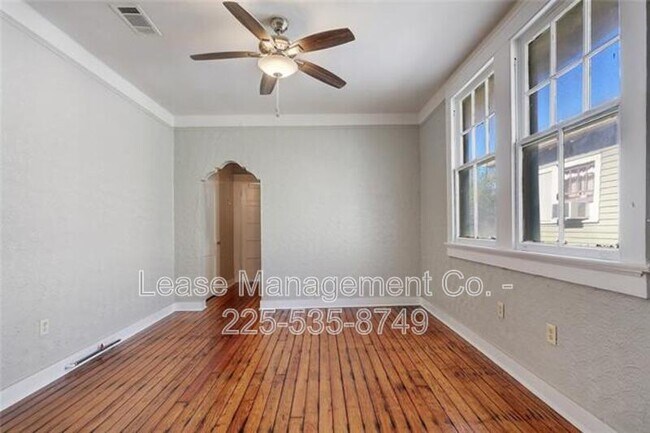 Foto del edificio - 1720 Independence St