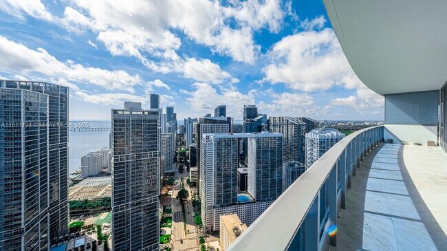 Foto del edificio - 200 Biscayne Blvd Way