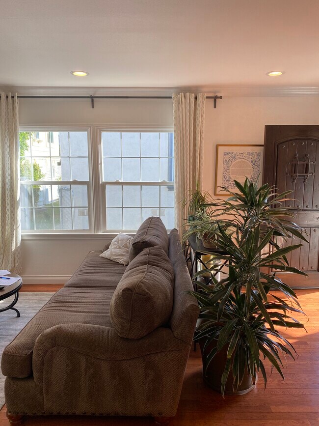 living room side shot - 2021 Robinson St