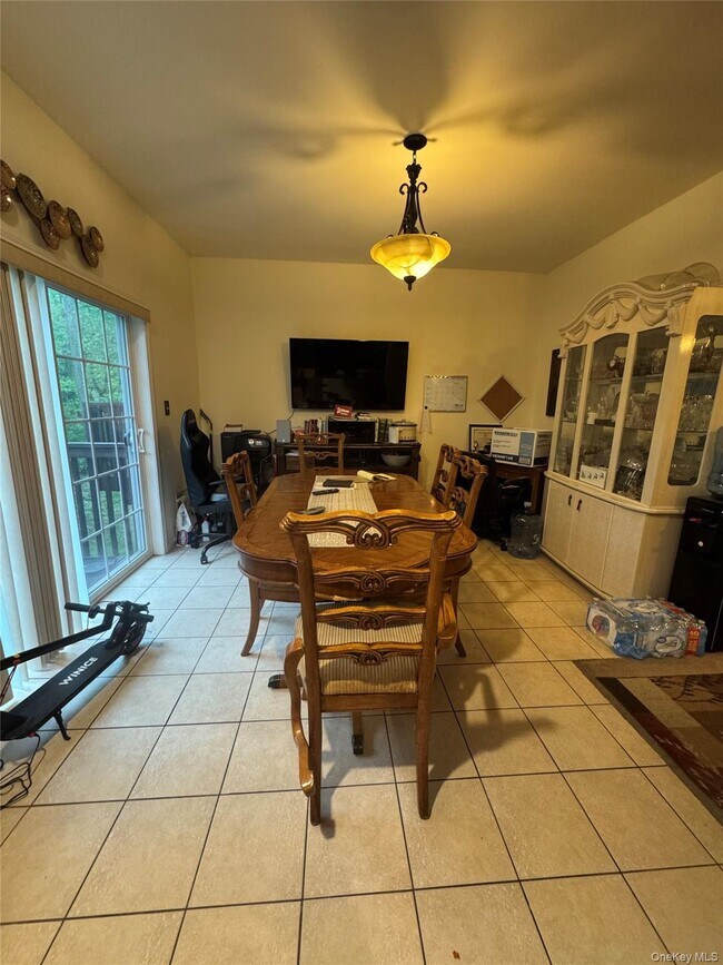 Foto del edificio - 28 Hidden Creek Blvd