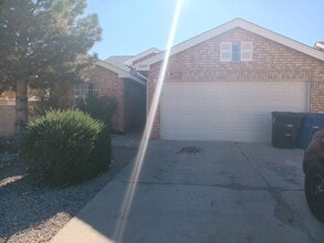 Building Photo - 7400 Vancouver Ave NW