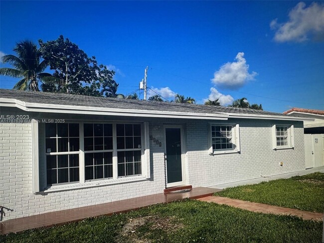 Foto del edificio - 10891 SW 69th Dr