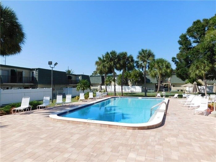 Foto principal - 1799 N Highland Ave