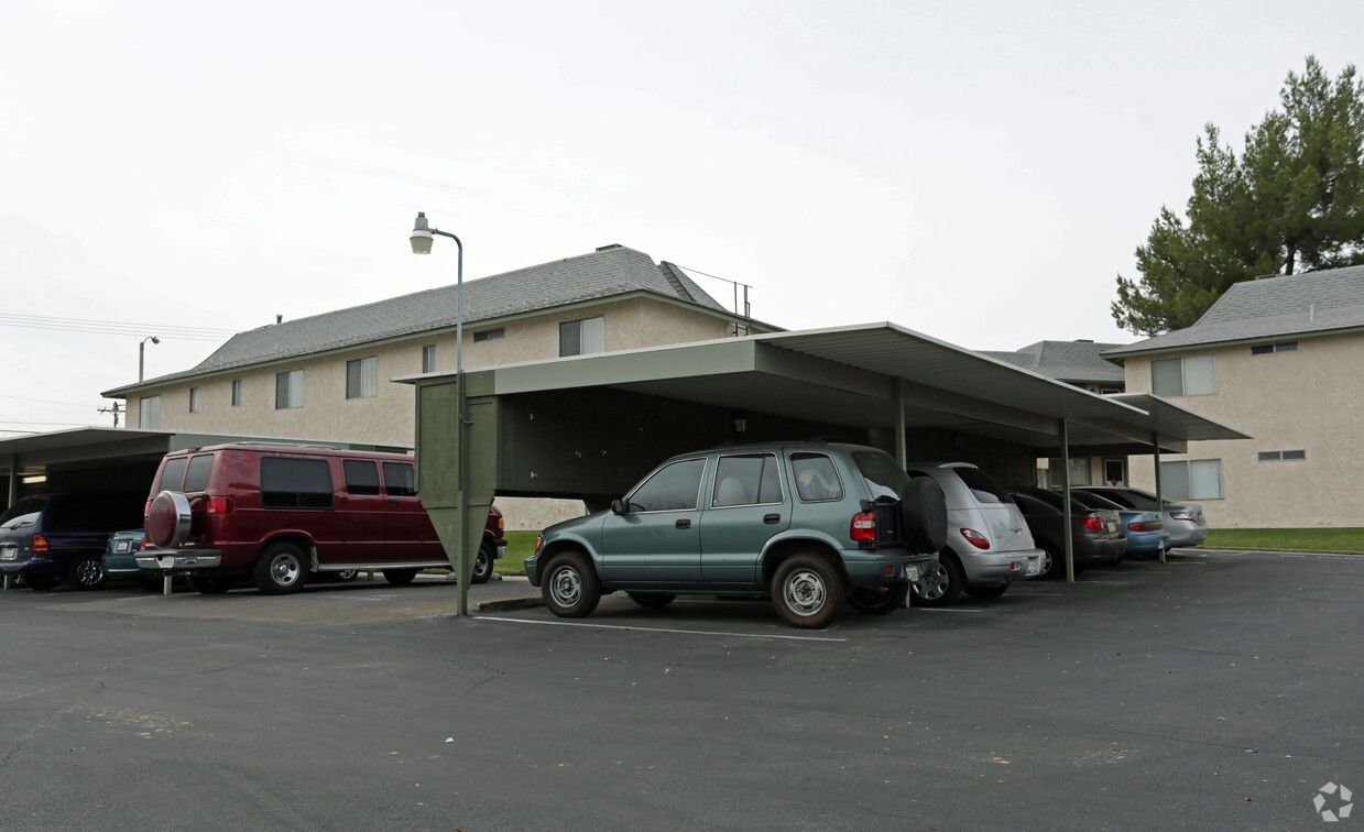 Foto del edificio - Desert Village Senior Apartments