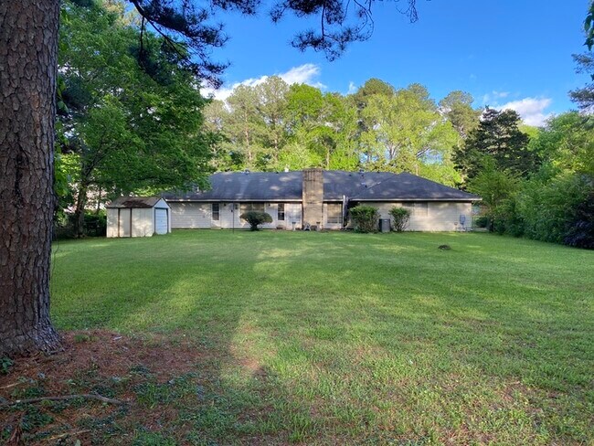 Foto del edificio - 5075 Riverwood Cir - NE Jackson