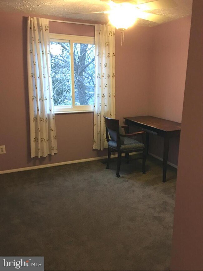 2940 Paddock Wood Ct, Oakton, VA 22124 Townhome Rentals in Oakton VA