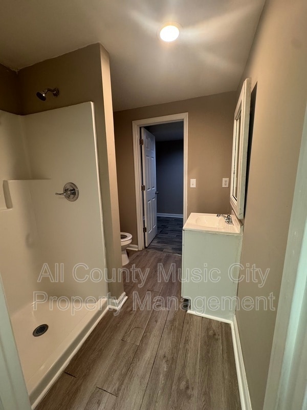 Building Photo - 105 Bonnabrook Dr