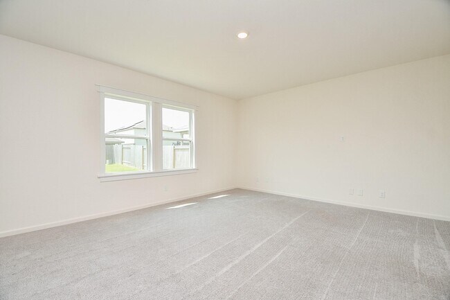 Foto del edificio - 13526 Kinsman Road