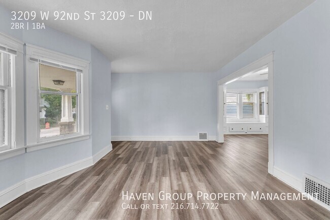 Foto del edificio - 3209 W 92nd St