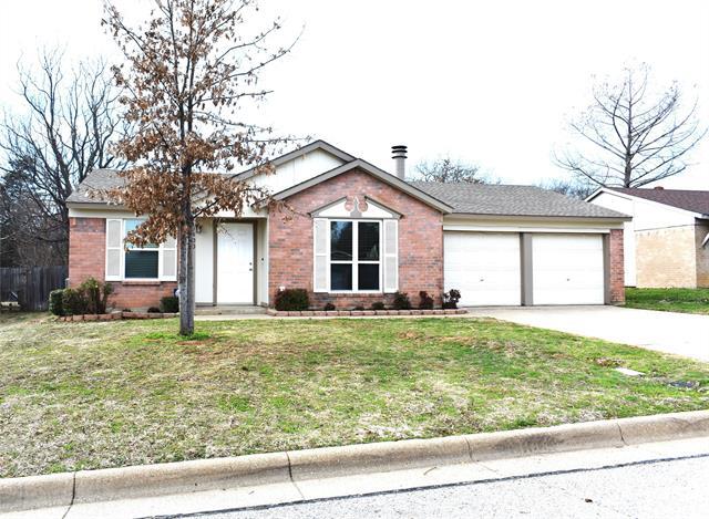 Building Photo - 5400 School Hill Cir